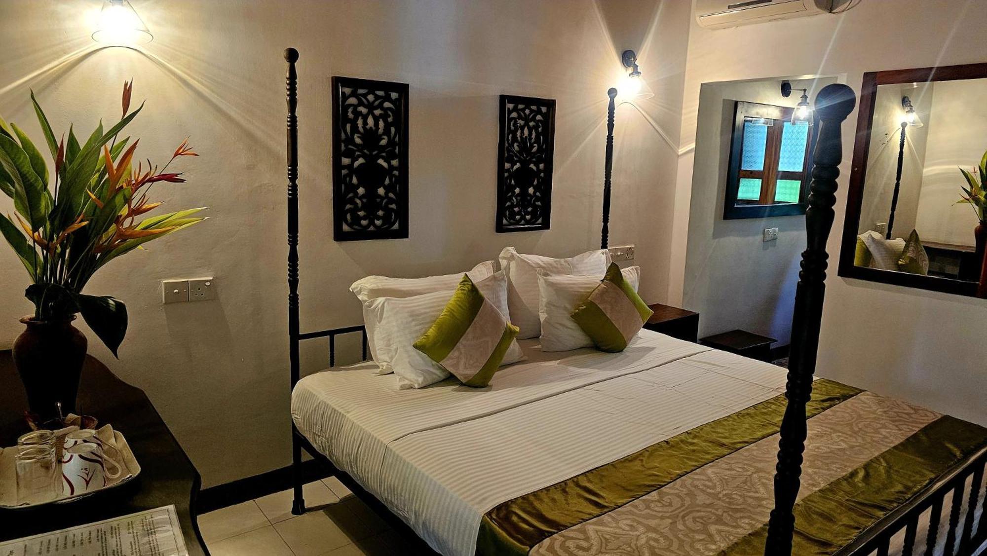 Nooit Gedacht Heritage Hotel Унаватуна Экстерьер фото