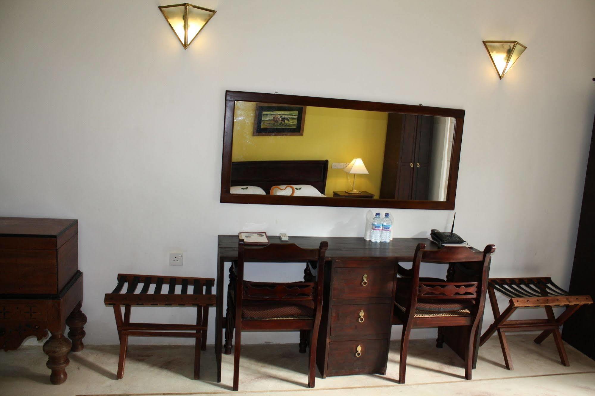 Nooit Gedacht Heritage Hotel Унаватуна Экстерьер фото
