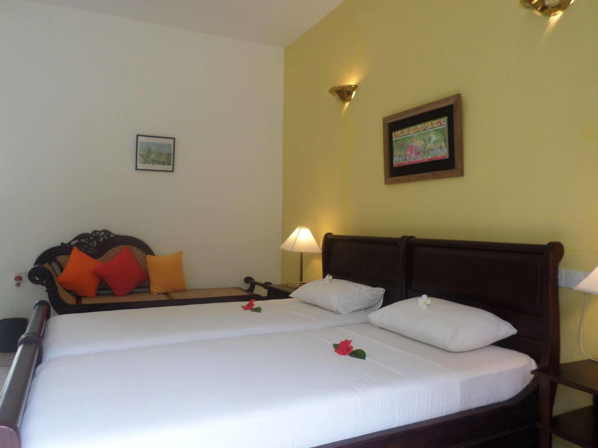 Nooit Gedacht Heritage Hotel Унаватуна Экстерьер фото